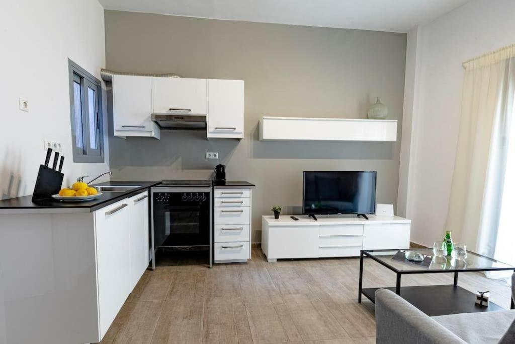 Athens Tower 2 Bedroom Apartment By Superhost Hub Bagian luar foto
